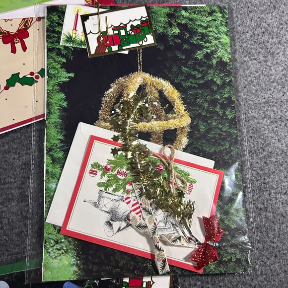Vintage Christmas Paper Gift Wrap Sets NOS NIP Lot of 4 Ephemera Scrapbook Junk - Picture 10 of 13
